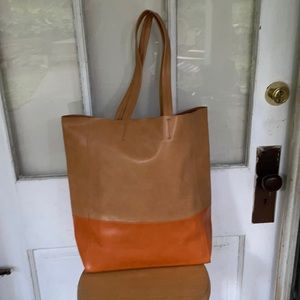 Sorial Tote, Like NEW, Used Once